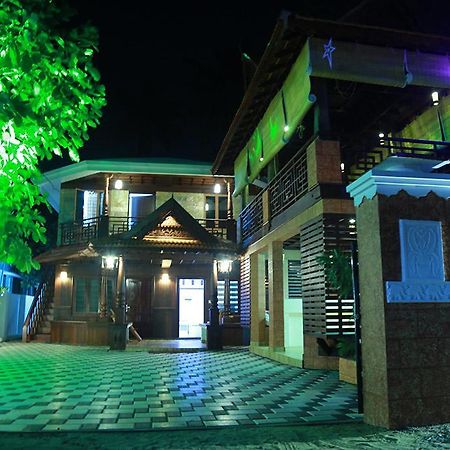 Sea Pearl Hotel Cherai Beach Exterior photo